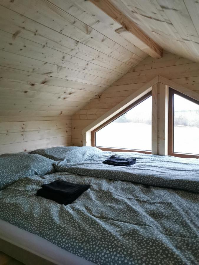 Treehome Tinyhouse Střítež Exteriör bild