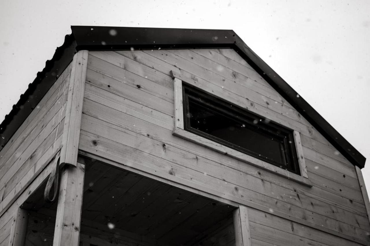Treehome Tinyhouse Střítež Exteriör bild